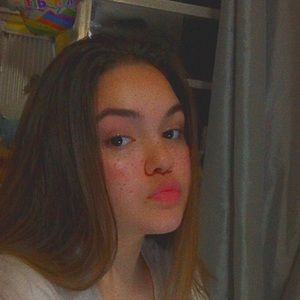 Meet your Posher, Roxanne